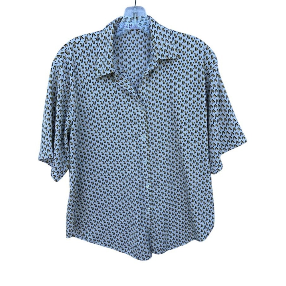 Huy Ha Fashion Ltd Women's White Geometric‎ V Pattern Short Sleeve Button Shirt